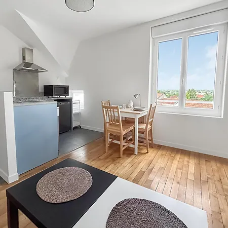 Apartamento Pepites Rares En Bord D'allier, Decouvrez Trois T1 Renoves, Proches Vichy Et Saint-yorre, Transports, Thermes Et Toutes Commodites *