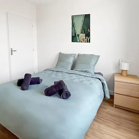 Apartamento Pepites Rares En Bord D'allier, Decouvrez Trois T1 Renoves, Proches Vichy Et Saint-yorre, Transports, Thermes Et Toutes Commodites