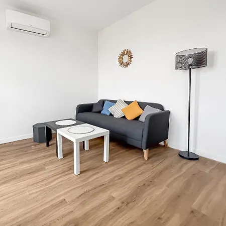 Pepites Rares En Bord D'allier, Decouvrez Trois T1 Renoves, Proches Vichy Et Saint-yorre, Transports, Thermes Et Toutes Commodites * Abrest